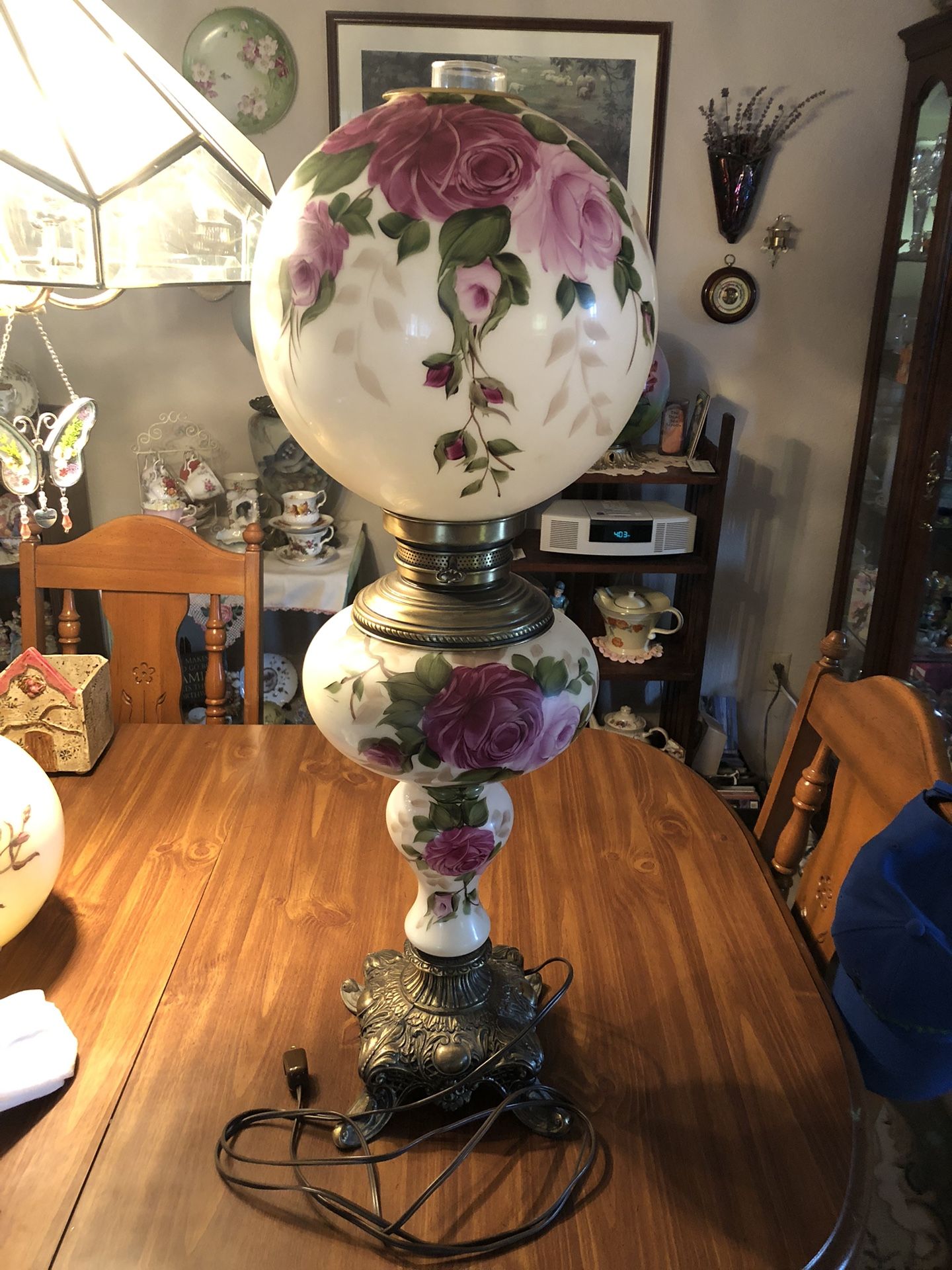 Vintage Gone With The wind Lamp