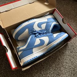BRAND NEW!! Nike Dunk “University Blue”