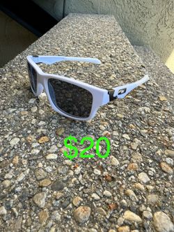 Oakley sunglasses