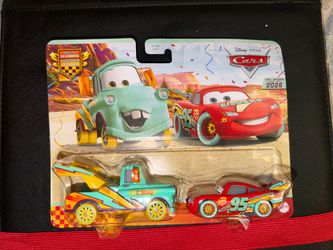 DISNEY PIXAR CARS 20th RACE CELEBRATE MATER LIGHTNING MCQUEEN 2026 2 PACK