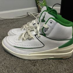 Jordan 2s Lucky Green Men’s9.5
