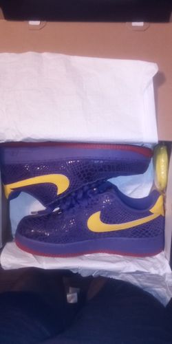 Air Force One Low "Eddie Cruz"