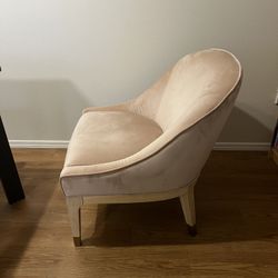 Velvet Pink Accent Chair 