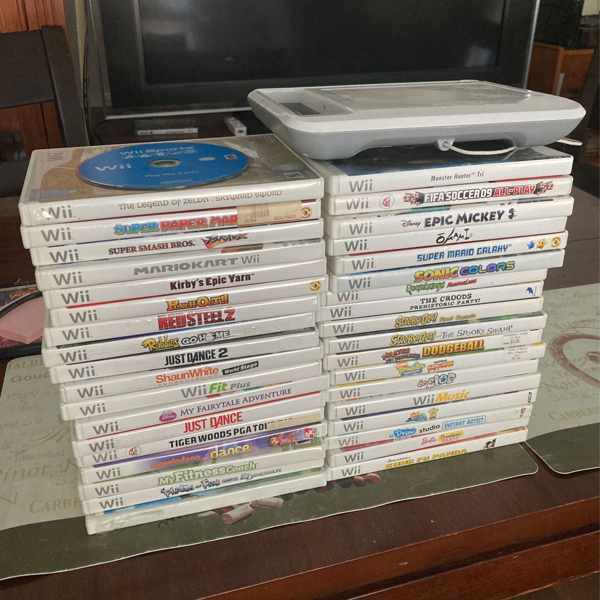 Nintendo Wii Game Lot Zelda Mario Kirby Sonic Mariokart Punchout