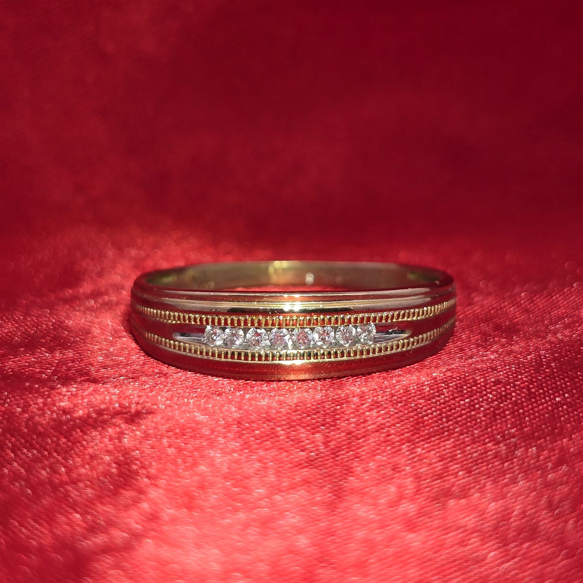 10k Yellow Gold Diamond Round Cut Band Ring
