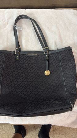Tommy Hilfiger handbag