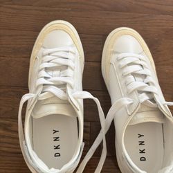 DKNY Leather Shoes 7.5