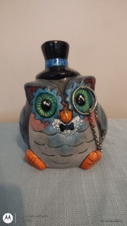 ORIGINAL HAND PAINTED OWL FIGURINE