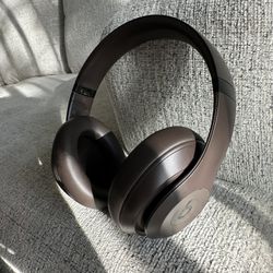 Beats Studio Pro- Wireless Bluetooth Noise Cancellation Headphones Non-Negotiable