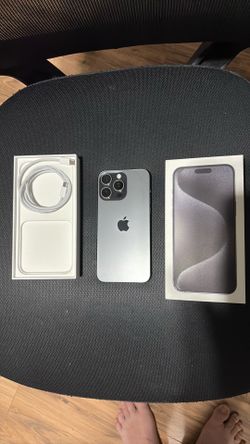 Iphone 15 pro Max 256gb unclock