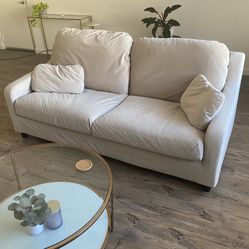Ikea Couch - Vinliden