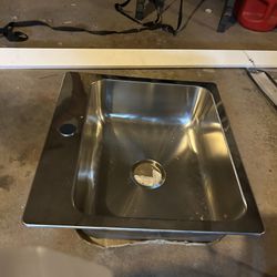 Stainless Steel Sink 30’ Ikea (new)
