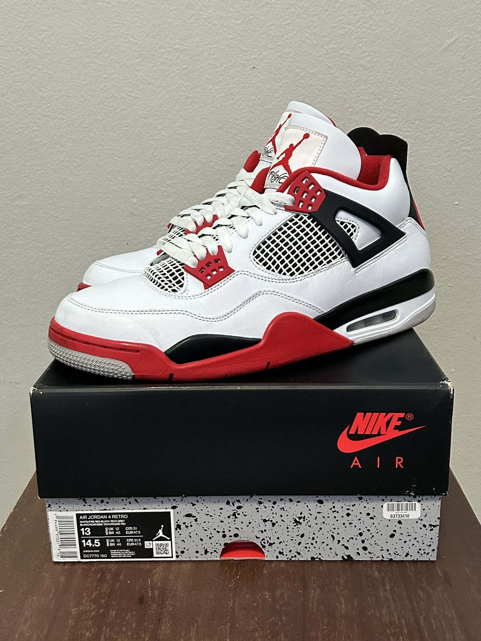 Jordan 4 Fire Red Size 13