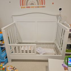 4 In 1 Crib