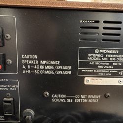 Pioneer Stereo-Great Condition