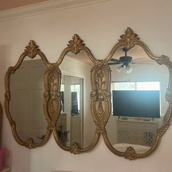 Gold Detailed Vintage Mirror 