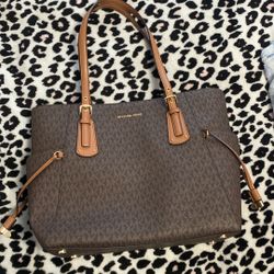 USED MICHAEL KORS BAG