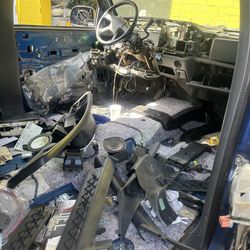 Parts Chevrolet Avalanche 2005 4x4