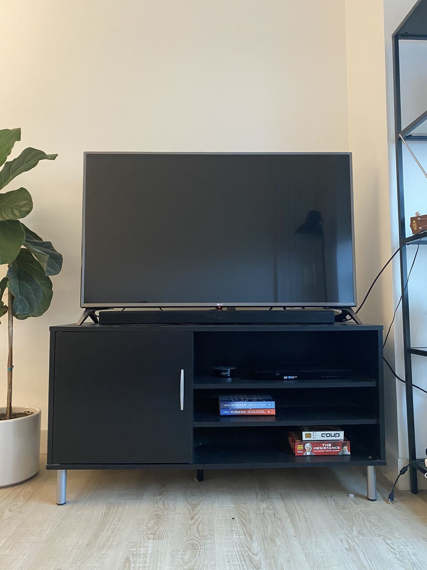 TV Stand / Media Console