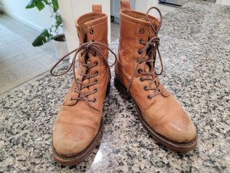 Frye Veronica combat boots sz 7