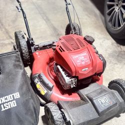 Craftsman Self-propelled Lawn mower