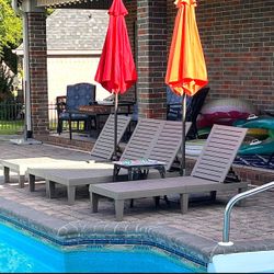 BROWN / BLACK Foldable Outdoor Chaise Pool Lounge Chair Folding Sun bed Patio Couch Reclining lounge