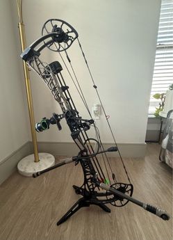 Matthews Lift 33” Right-Hand
