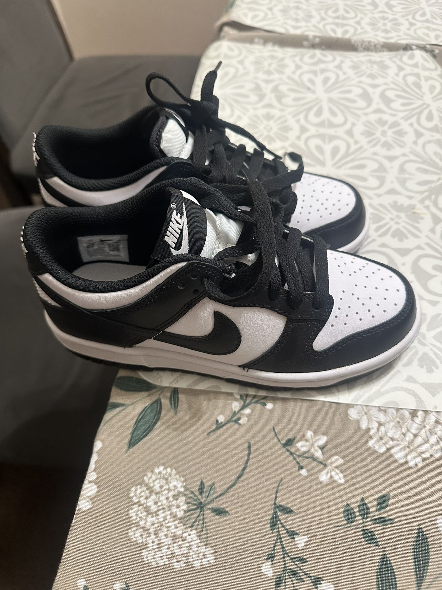 Nike Dunk Size 4 Youth