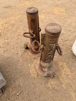 Antique Buda Cast Iron Railroad Jacks – Pair
