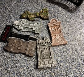 Tombstone Decor