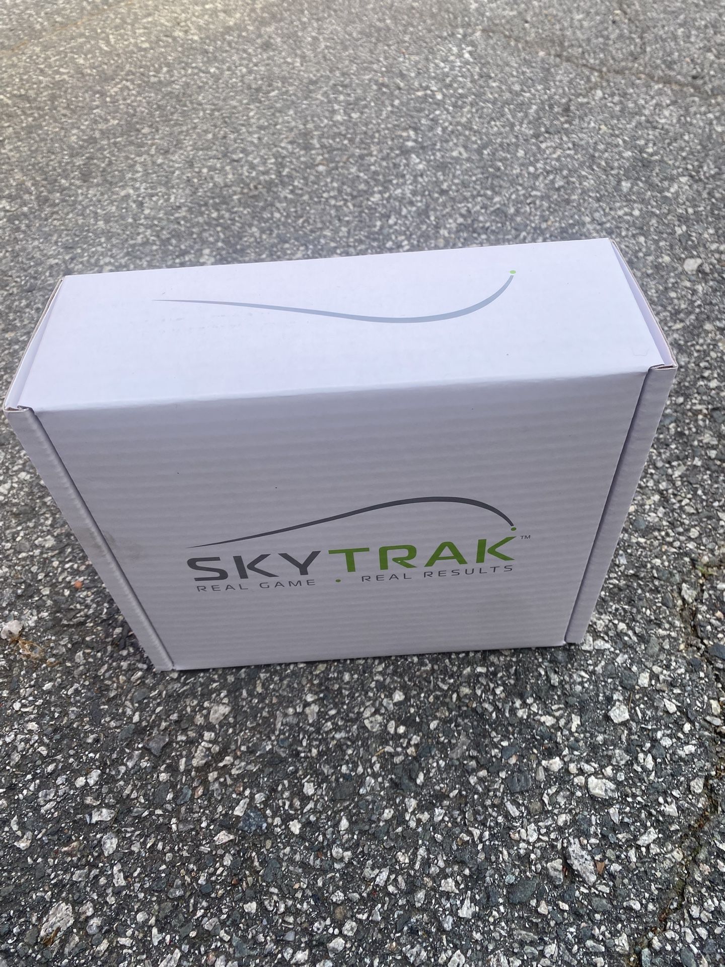 Skytrak Launch Monitor (brand New)