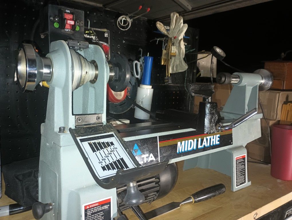 MIDI WOOD LATHE