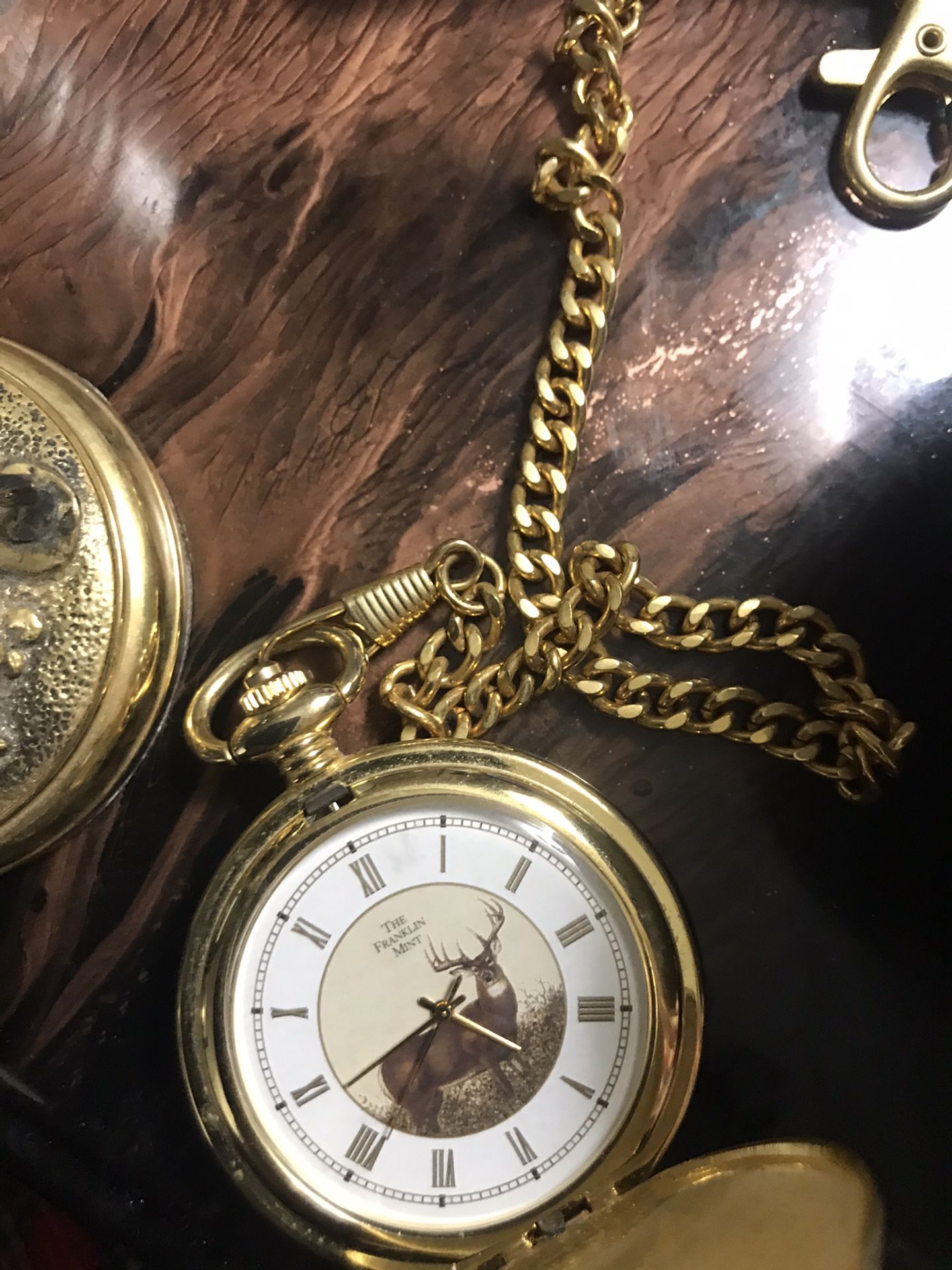 Franklin Mint 10 Point Buck Pocket Watch With Stand