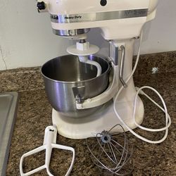 Batidora kitchen aid heavy duty $150 es de 60 hz