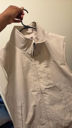 New Tommy Hilfiger sleeveless jacket