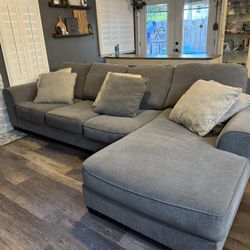 Grey 10ft Sofa/chaise 