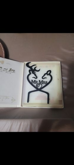 New Wedding cake topper MR And MRS