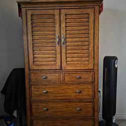 Ethan Allen Brooke door chest