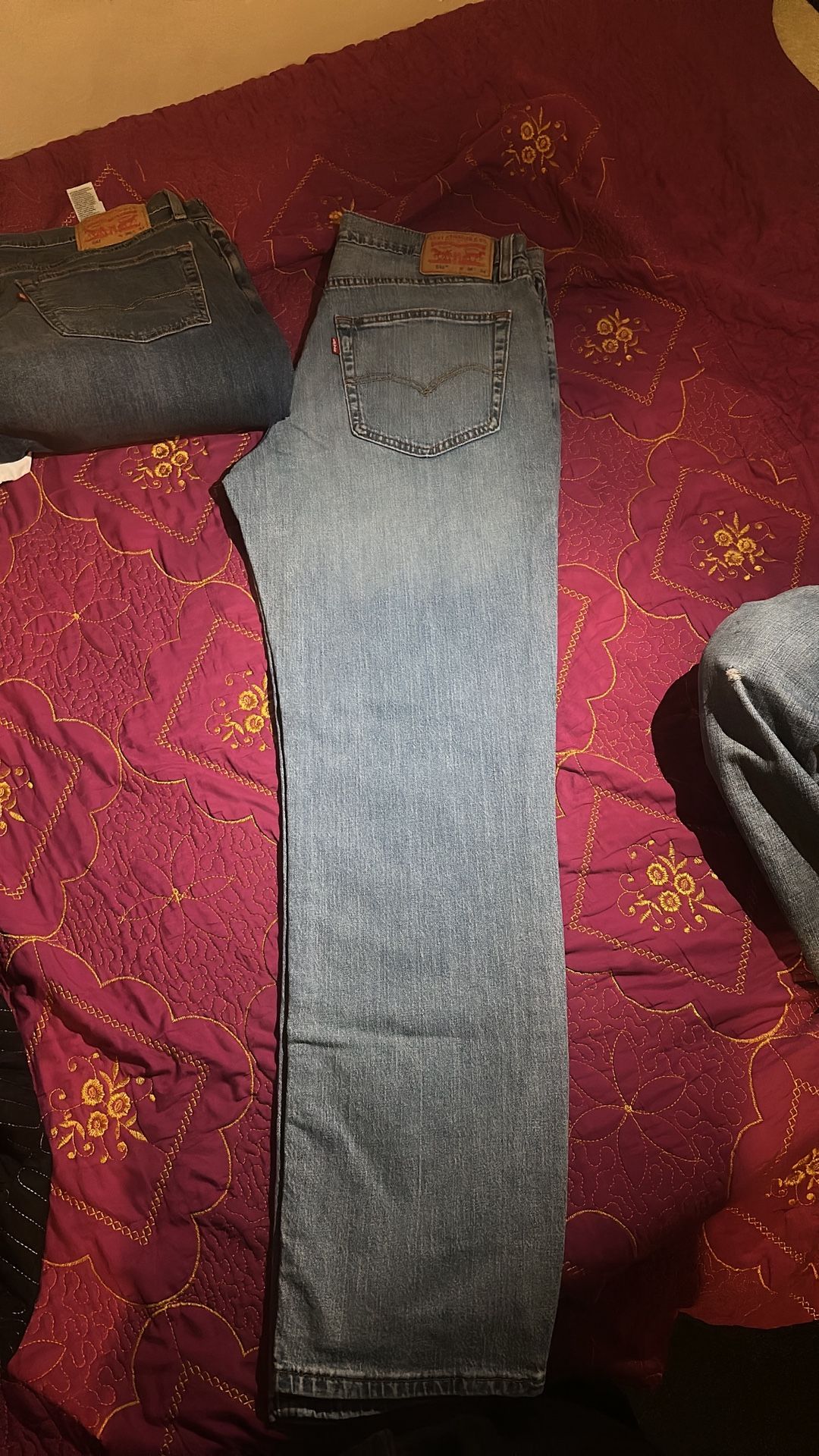 Levi’s Jeans 100$ For Both / South Central