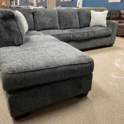 $10 PAYMENT 👌 Altari Smoke, Alloy Sectional Sofa 