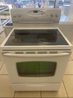 MAYTAG GLASS TOP STOVE WHITE