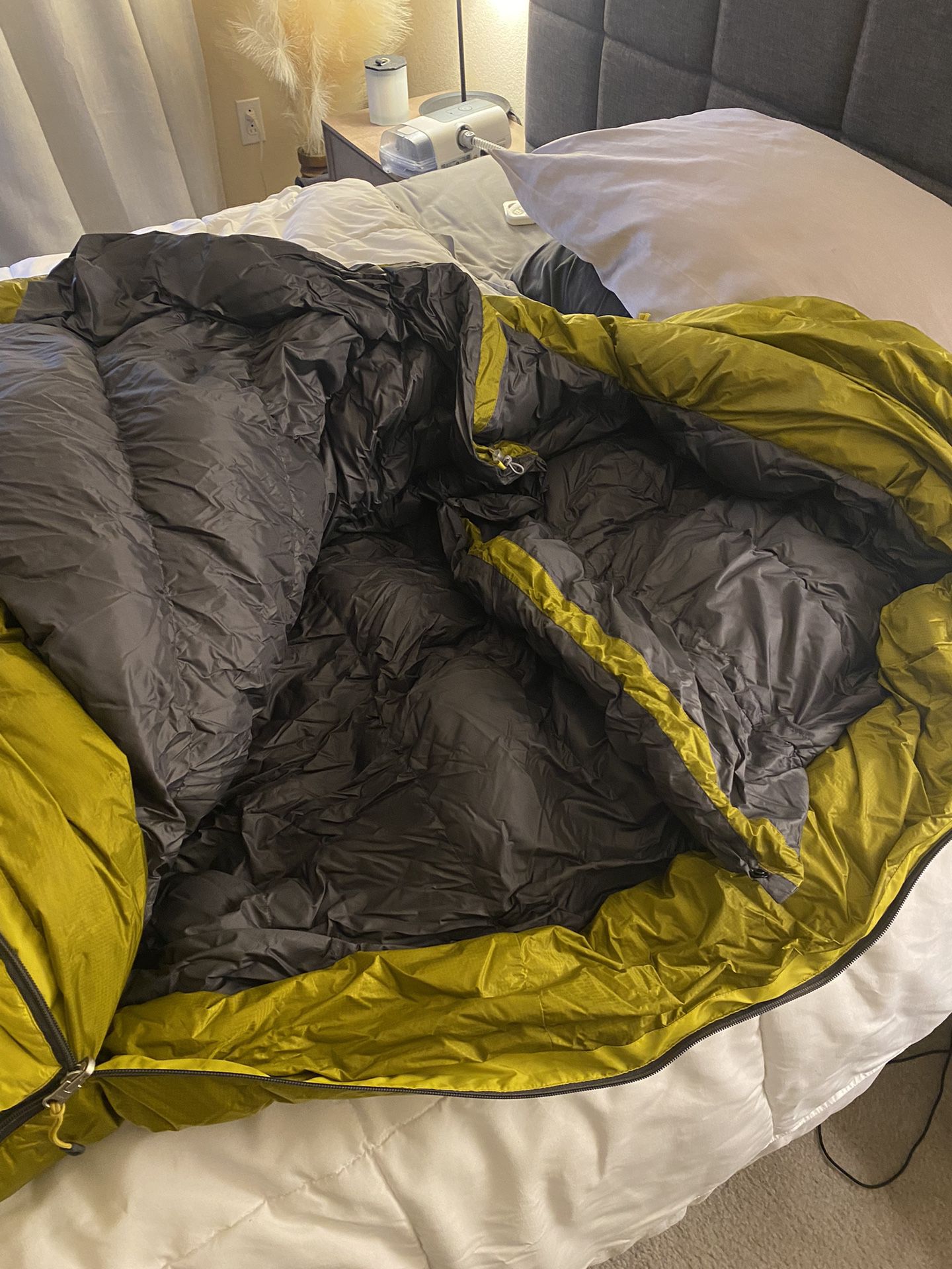 Men’s Marmot Goose Down Cold Weather Sleeping Bag