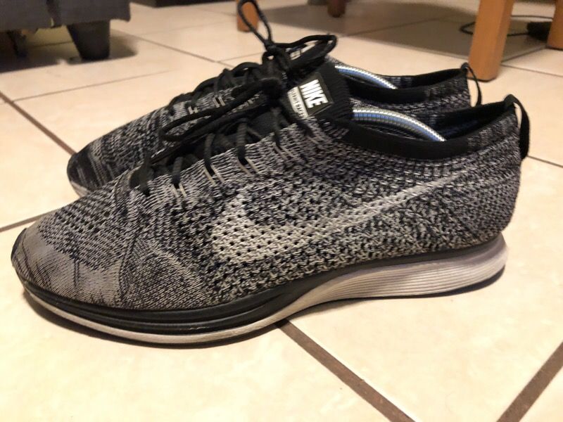 Flyknit racer size 10 used
