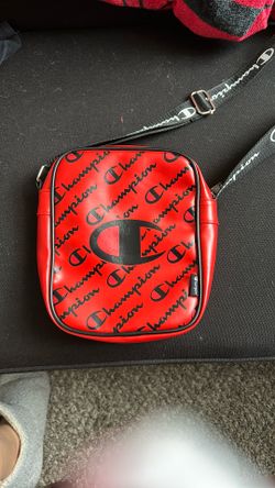 Champions Crossbody