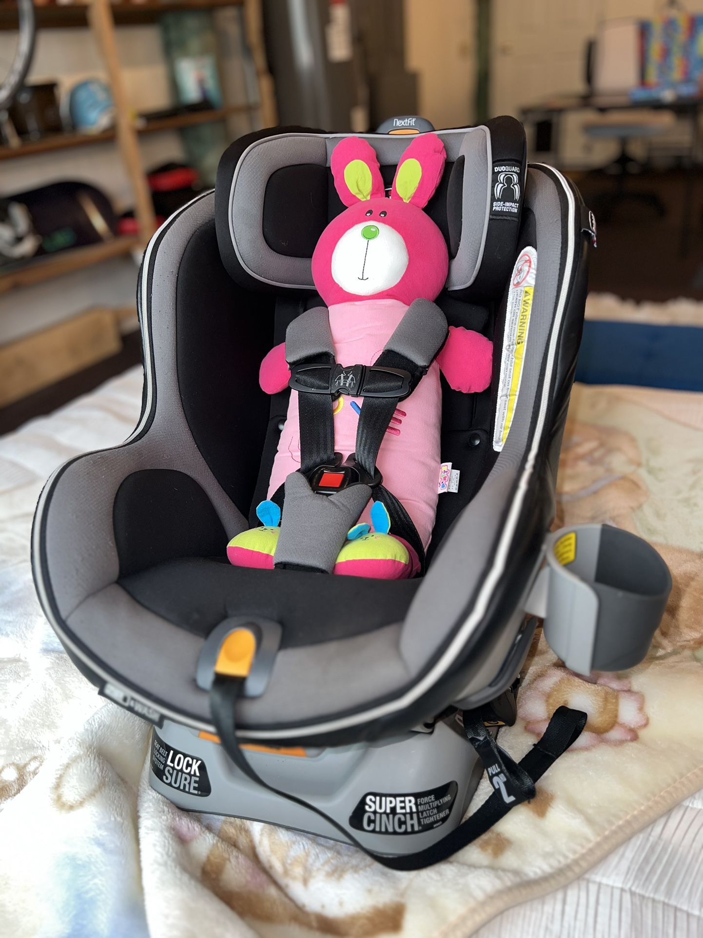 Chicco NextFit Zip Convertible Car Seat | Rear-Facing Seat for Infants 12-40 lbs. | Forward-Facing Toddler Car Seat 25-65 lbs. | Baby Travel Gear | Ca