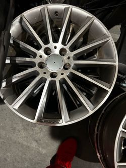 Mercedes AMG rims