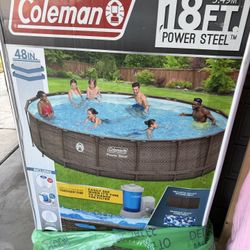 Coleman Open Box Pool 
