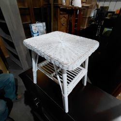 Wicker Table 
