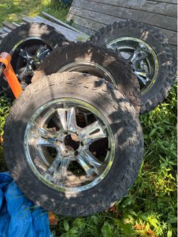 35x12.50R20LT TIRES ON WHEELS