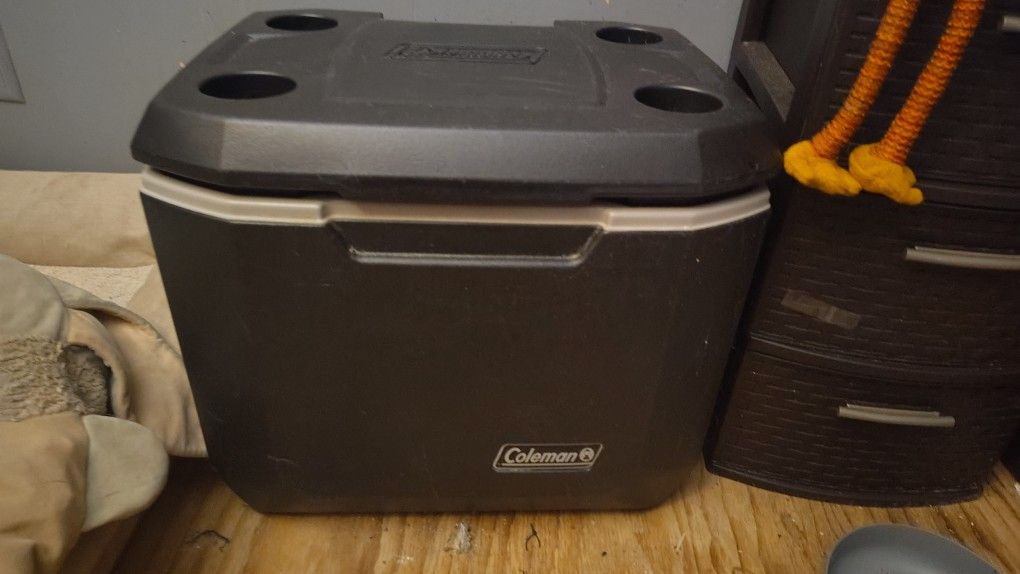 Coleman Xtreme 70qt Cooler, Black